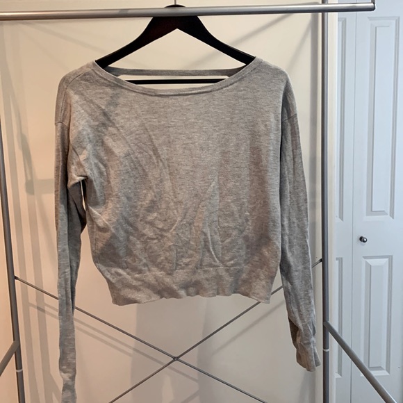 Open back sweater - Picture 1 of 3